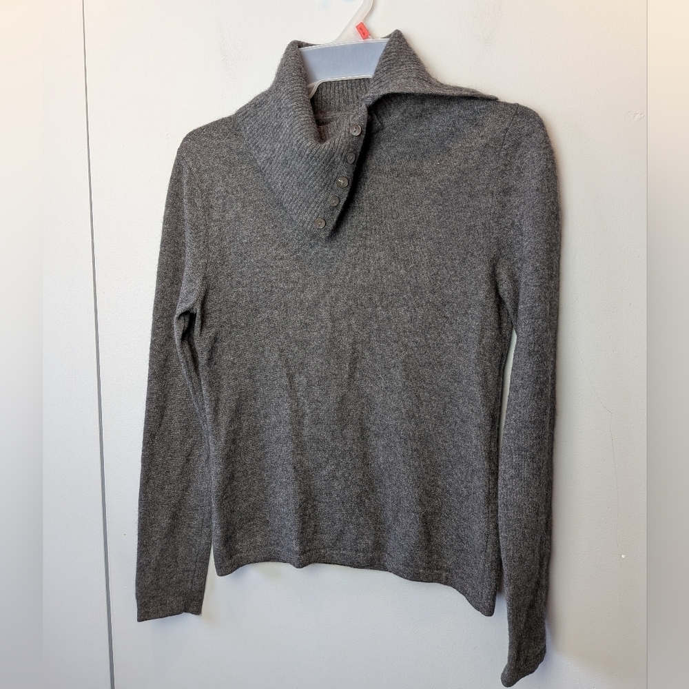 ANNE KLEIN 100% Cashmere Women Sweater Size Medium Gray Color Super Soft